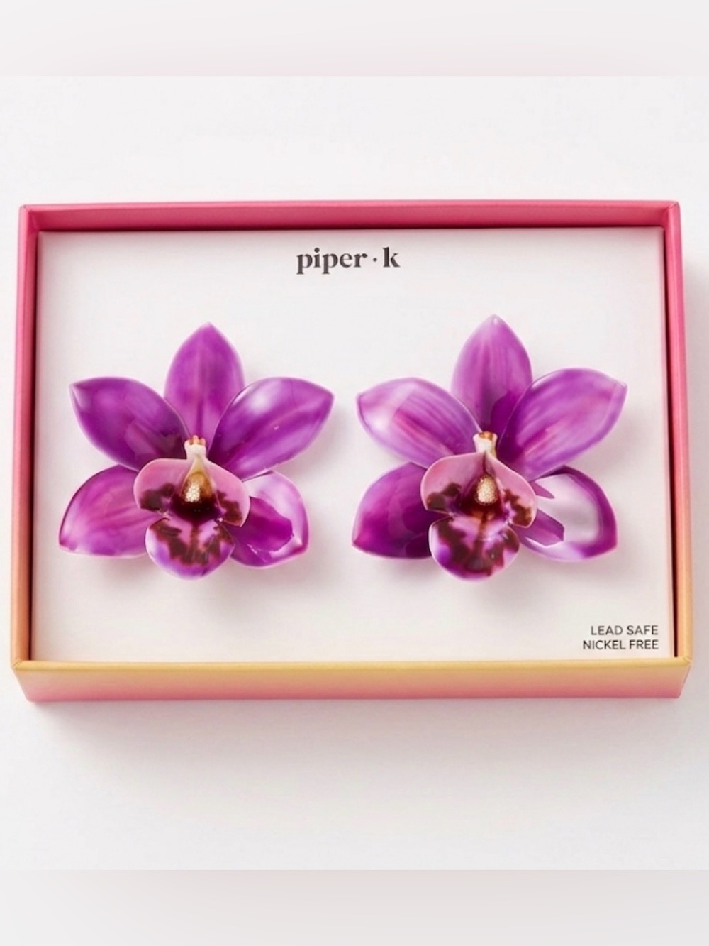 NWT ⚜️💜⚜️ Piper K Purple Orchid Large Flower Stud Earrings